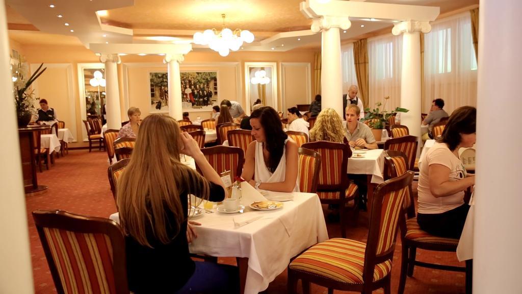 Ensana Centralni Lazne - Maria Spa Mariánské Lázně المظهر الخارجي الصورة